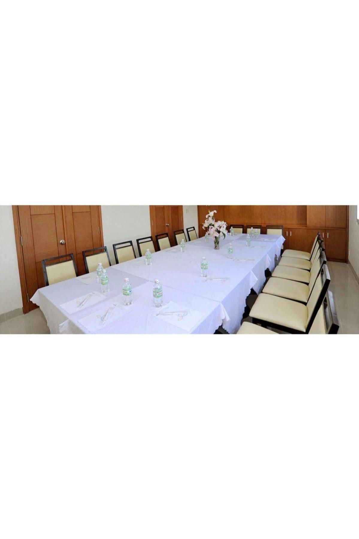 Dendro Hotel Nha Trang Buitenkant foto